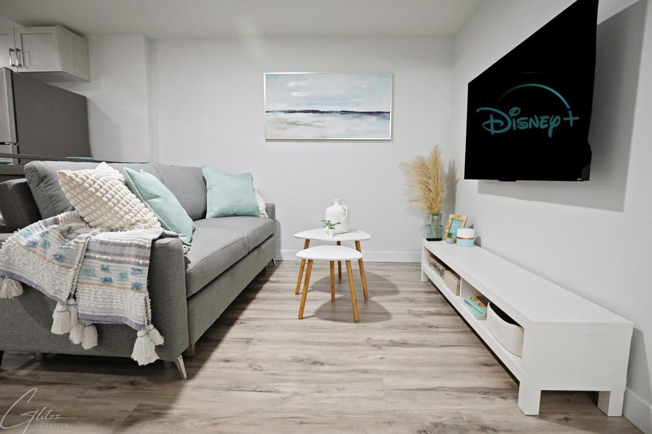 Stylish With King Bed,long Stays,disney+,airport Holiday home *